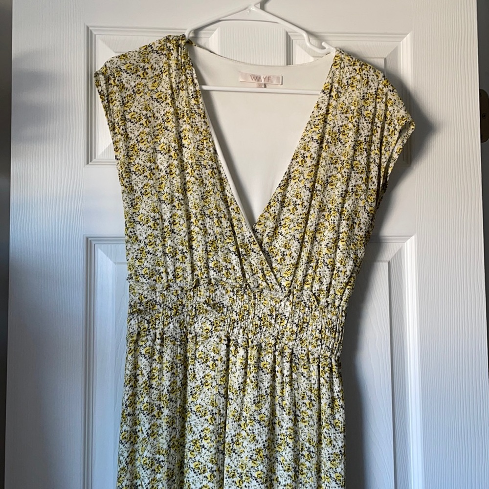 Floral v neck midi dress with two front slits.